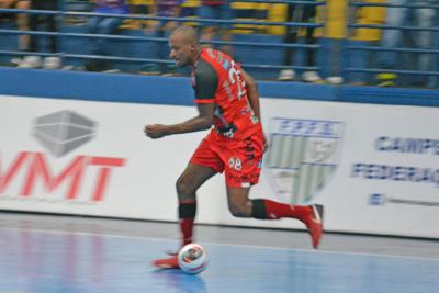 Operário Laranjeiras leva gol no Final e Empata com O Marreco pelo Paranaense Chave Ouro de Futsal.